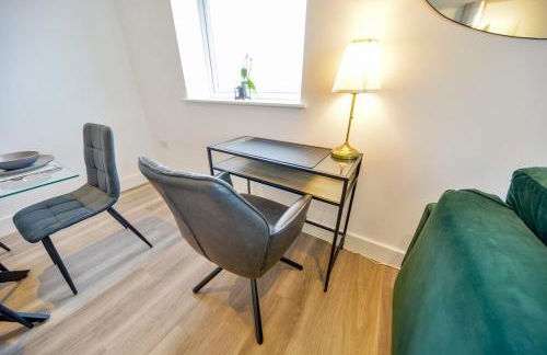 Luxury One Bedroom Apartment St Albans By Central Stays Short Lets & Serviced Accommodation With Free Parking - Photo 13
