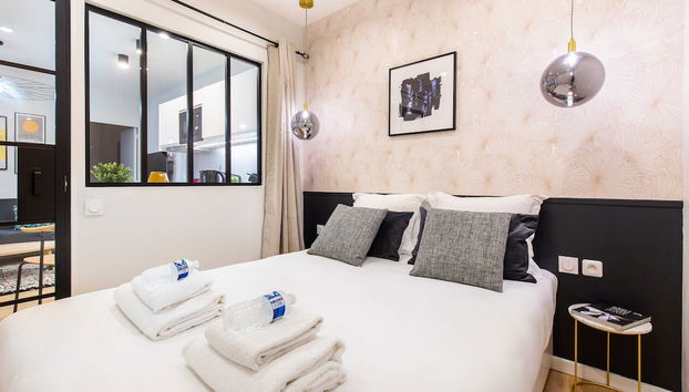 Charming Apartment - 2br/6p - Grands Boulevards - Foto 5, Habitación