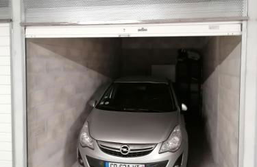 City Vibes, Indoor Parking, Breakfast & Air Conditioning - Foto 17