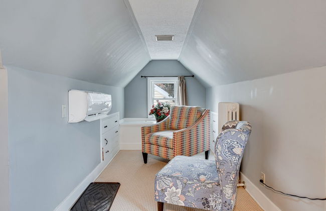 Edina Escape - Photo 25