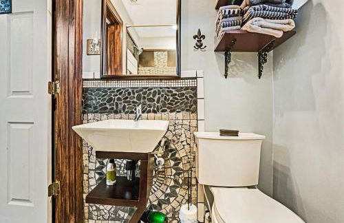 Eclectic Beauty, Heart of Downtown St Aug - Foto 21