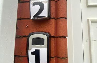 The Retreats 2 Kenfig Hill Pet Friendly 2 Bedroom Flat with King Size bed twin beds and sofa bed sleeps up to 5 people - Foto 23