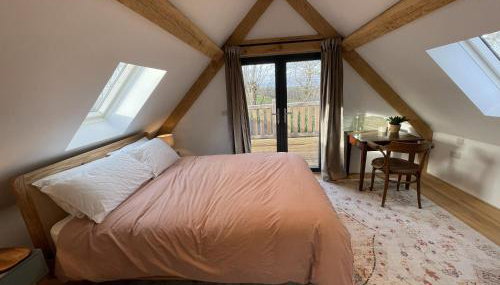 Upper Gelli Luxury Holiday Lodge, Converted Dairy & Cosy Shepherds Huts - Foto 5