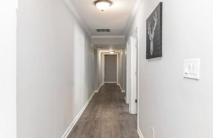 Stylish 3BR 3BA Colonial House by CozySuites - Foto 15