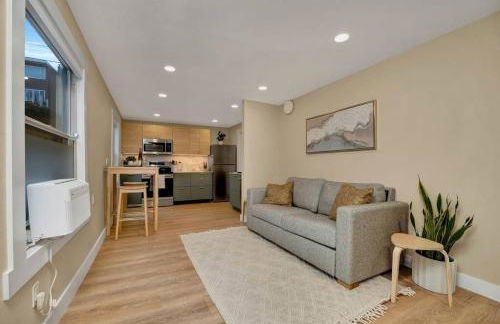 Westlake Nest Minutes to DT Quiet & Renovated - Foto 3