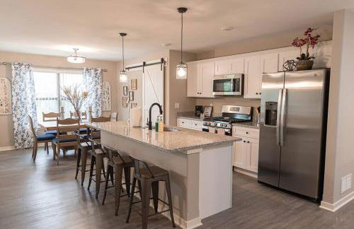 Brand New! Amazing View! - Foto 9