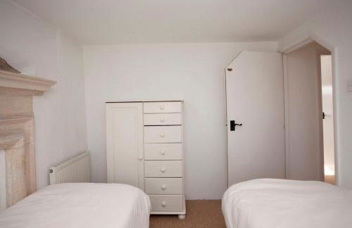 Charming Country House Nr Bath - Photo 33