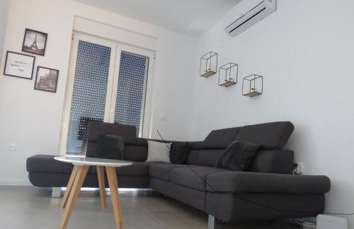 Duplex house Angela with private heated pool - Photo 28