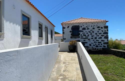 LUZZ me - Casas de Santa Bárbara - Photo 33