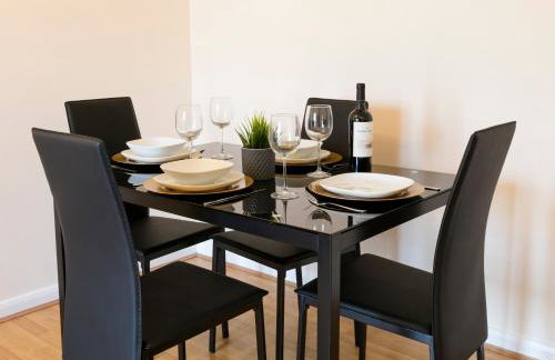 3 Beds 2BR Apartment BHX City Centre NEC Solihull Ideal for Contractors & Insurance - Foto 8