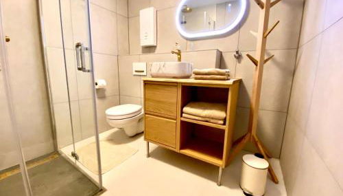 RIVER FRONT NEAR FRANKFURT-AIR CONDITIONER-Private PARKING - Foto 2