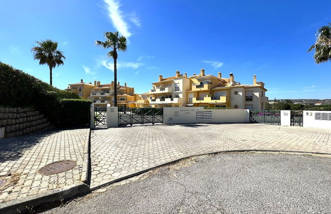 Albufeira Valley 2 With Pool by Homing - Photo 36