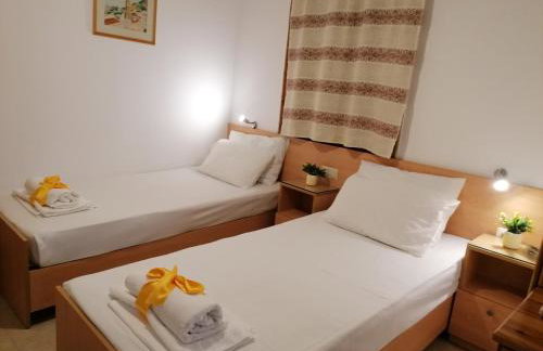 Fofi Apartments - Photo 21