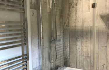 Leverets - Squirrel Lane Lodges Ludlow - Photo 11