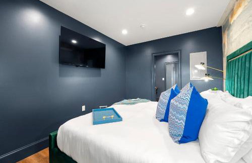 Opulent Loft on Main St -Walk to Stone Mtn Park! - Foto 4