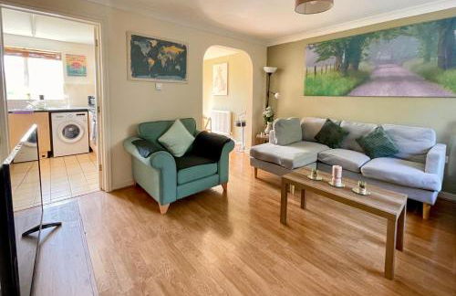 3 Bedroom Detached house Wellingborough - Photo 1