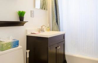 Charming Sonoma Cottage 2BD and 2BA Close to Plaza - Foto 21