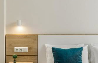 V Luxury Apartments with Pool - Foto 21