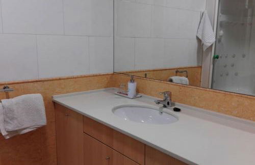 Grande, luminoso y con garage, 3 dormitorios en el camino de Santiago - Foto 20