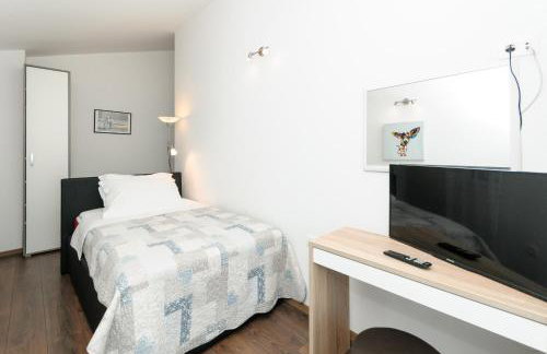 Luxury Villa With Heated Pool, Terrace, and Outdoor Amenities for Relaxation - Foto 48