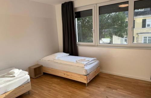 T&K Apartments - Bergisch Gladbach - 4 Comfortable Apartments - 18 min to Fair Messe Cologne - Foto 47