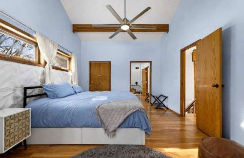 Modern Mountain Cabin with Hot Tub and Game Room Near Moorefield, West Virginia - Foto 43