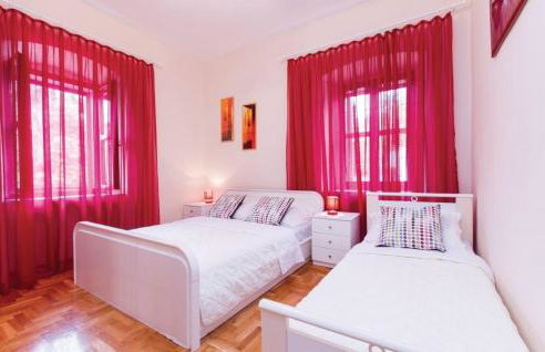 Apartments with a swimming pool Krsan, Central Istria - Sredisnja Istra - 13521 - Photo 14