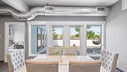 Modern Top Floor 2BR 1BA w Private Rooftop Patio South Hill Near Downtown - Foto 3