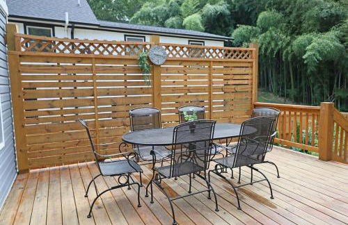 Bungalow Dream w Hot Tub, Fenced Yard & Fire Pit - Foto 27