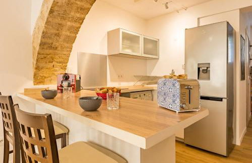 ALMA F2 hypercentre 1min cathédrale saint Pierre 3 min Tram Charme ancien & confort moderne Netflix - Foto 7