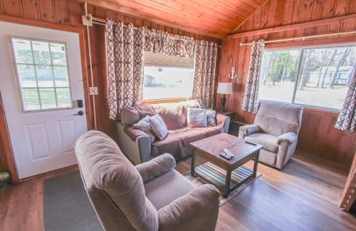 Lakefront Cottages 4 & 5 - 6BR Retreat for 12 - Foto 9