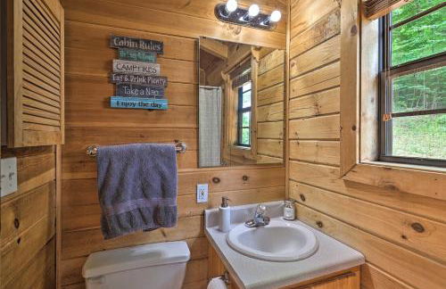 Quaint Log Cabin with Views Near West Jefferson - Foto 19