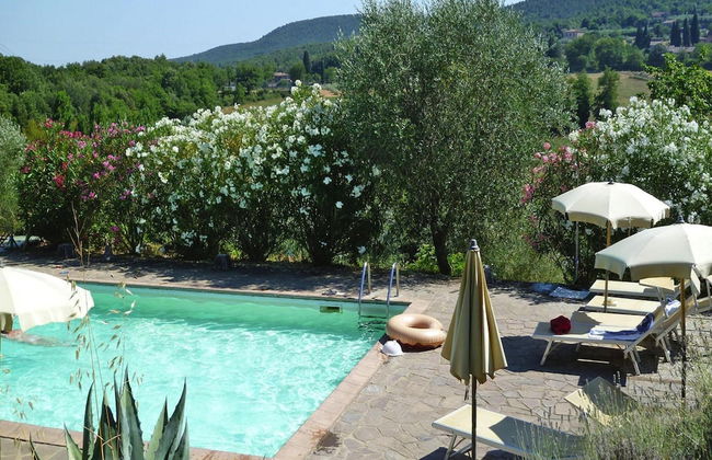 Charming House in Tuscany With Pool & Views - Foto 12