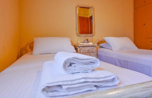 Otzia Bay House, 7 minutes walking distance from the beach - Foto 33