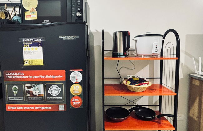 Simple & Serene Studio Stay - Photo 12