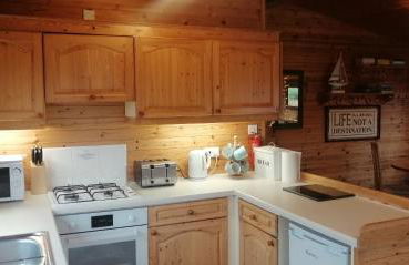 Shorefield Lodge by the Lake - Foto 8