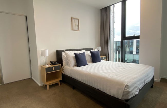 Ramada Suites By Wyndham Victoria Street West - Photo 10