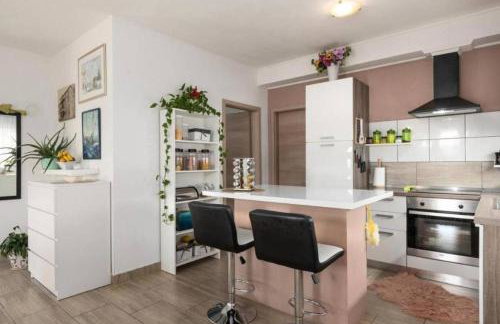 Casa Sara and Sasha near Motovun with private pool - pet friendly truffle paradise - Foto 29