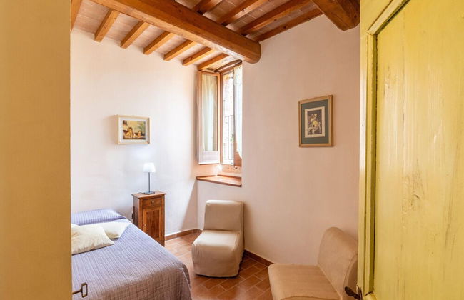 Graceful Holiday Home in Acqualagna With Swimming Pool - Foto 6