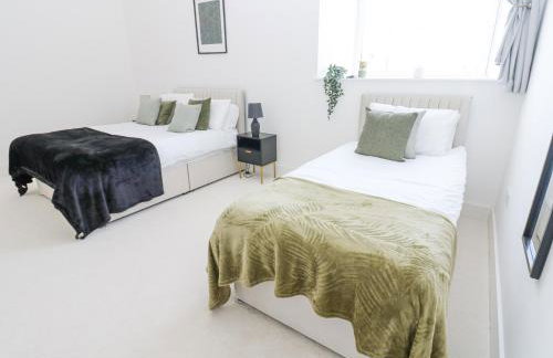 Seraphim House - Photo 24