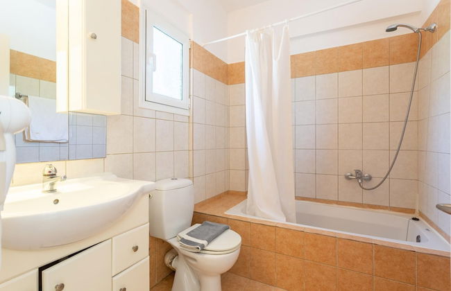 Villa Cherry Large Private Pool Walk to Beach Sea Views A C Wifi Car Not Required - 2180 - Foto 57