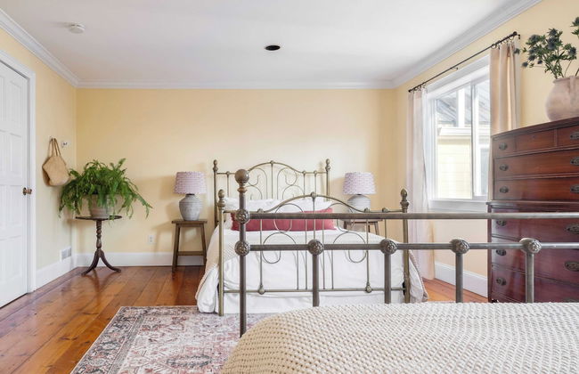 River House by Avantstay Historic & Secluded Estate on the Hudson River w/ Pool Sleeps 24! - Foto 43