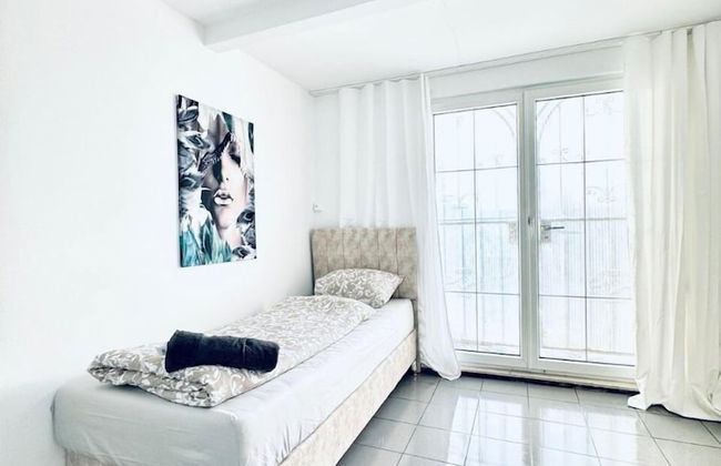 7 private Rooms in a spacious Villa - Foto 25