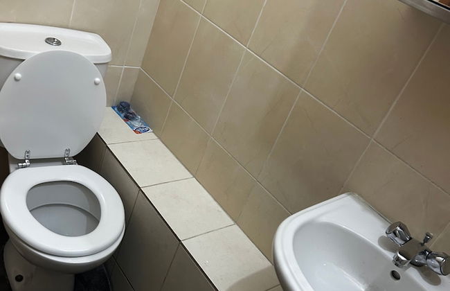 Stunning 4bedrooms Flat - Photo 10