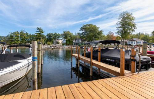 Sunny Shores - Lake days, Pool dips & Concerts - Foto 40