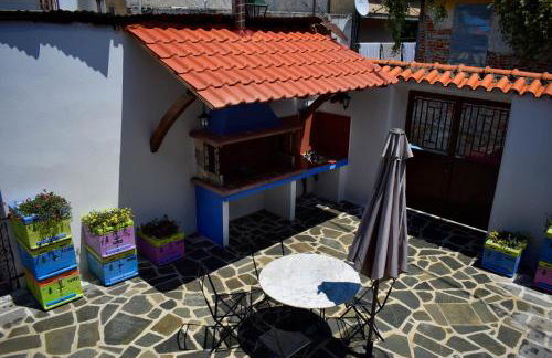 Renovated Old Manor House With Yard - Photo 20