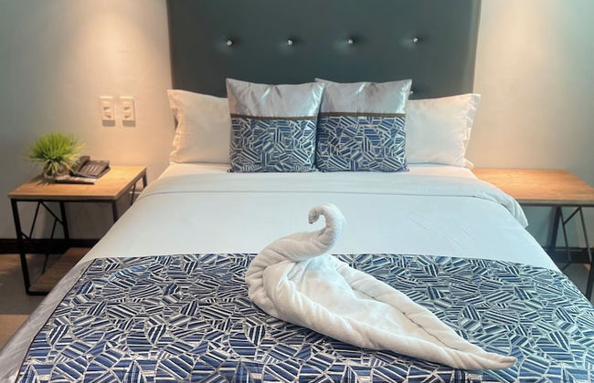 Homes at Bay Area Suites by SMS Hospitality - Photo 20