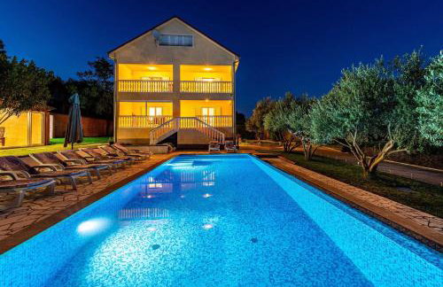 MY DALMATIA - Momo's paradise with 2 infinity pools & 7 bedrooms - Foto 36