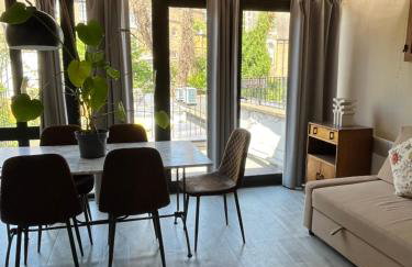 COSY CAMDEN 2 BEDROOM APARTMENT WITH TERRACE - Photo 42