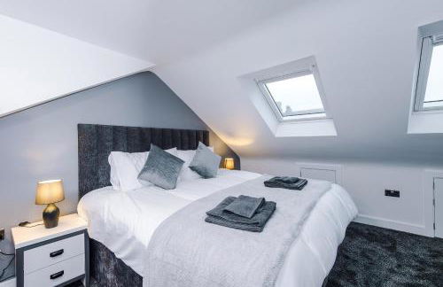 3BR Elegant House in Leeds Sleeps 6 Parking - Foto 18